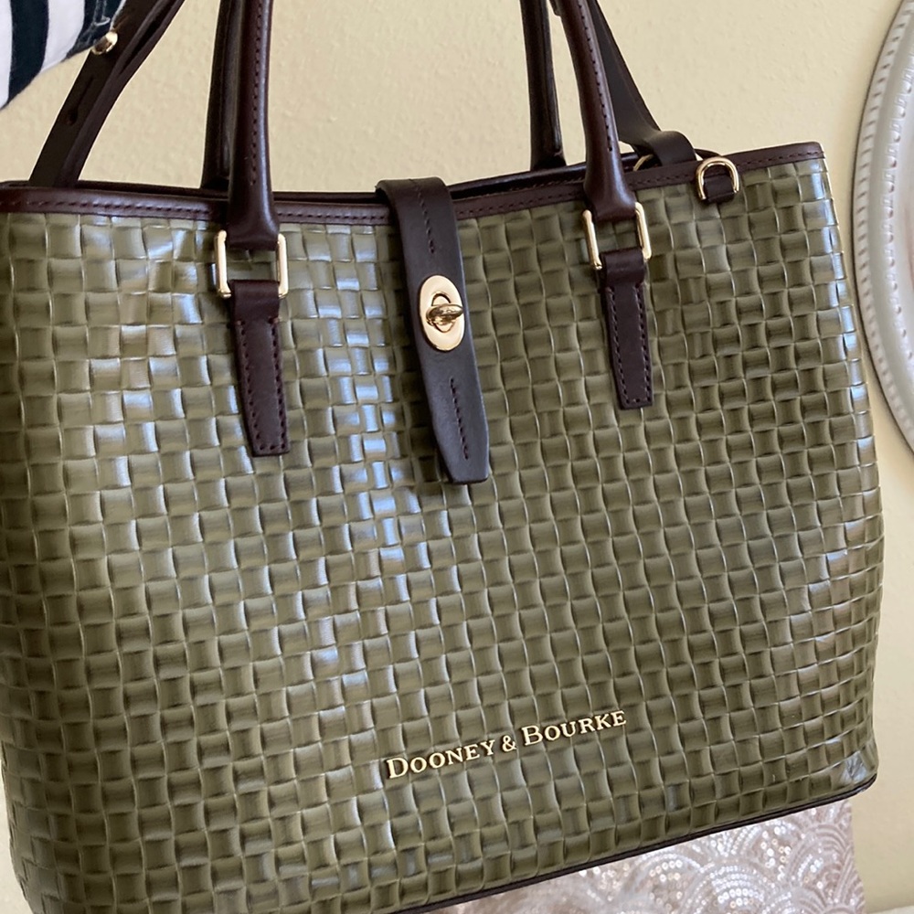 Dooney & Bourke handbag.